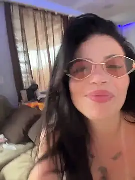 Rafaellaz live sex cam