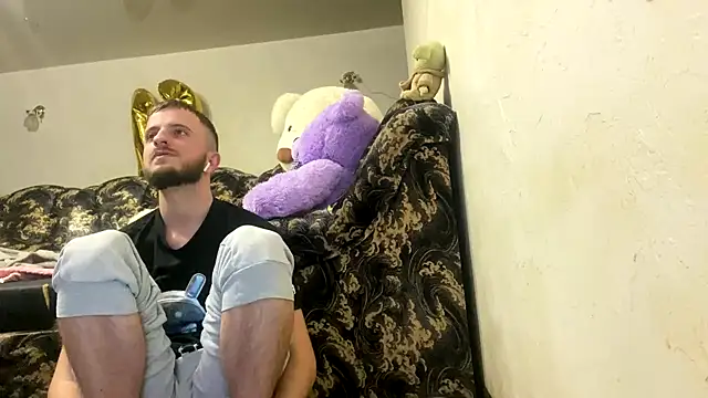 Grek32X live sex cam