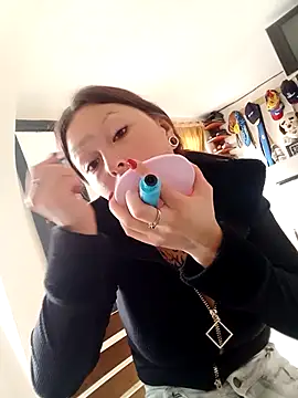 _mery_23's cam snapshot