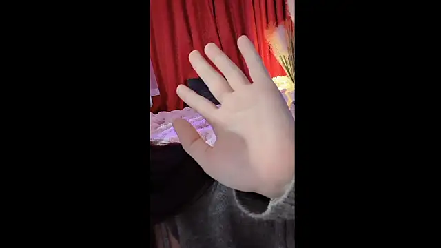 MiCandy-Lovee's cam snapshot