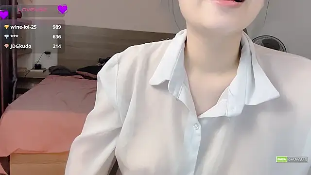 _Lov_Lynh's cam snapshot