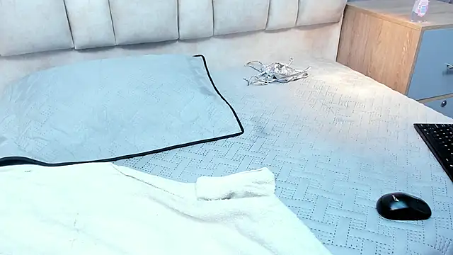 HORNEYYABBY's cam snapshot