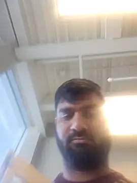 hard_dick011's cam snapshot