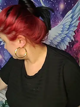 CurvyNoir's cam snapshot