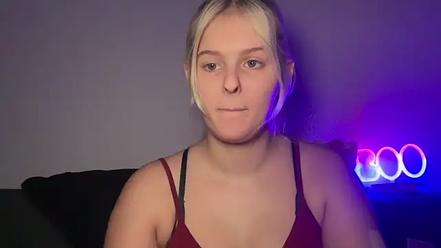 Allylove03's cam snapshot