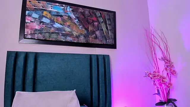 AntonellaHall_'s cam snapshot