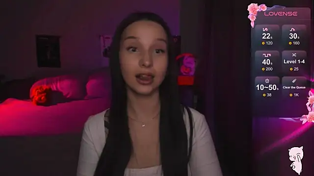 BabyMooon's cam snapshot