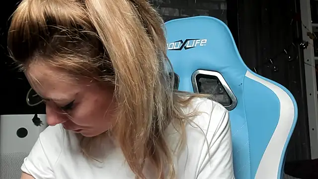 karo123421 live sex cam