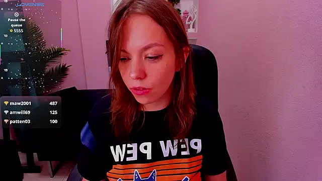 Persephoni live sex cam