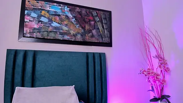 AntonellaHall_ live sex cam