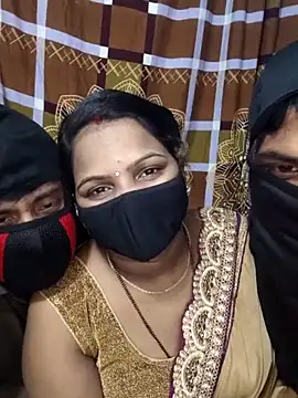 Aditya_sanjna live sex cam