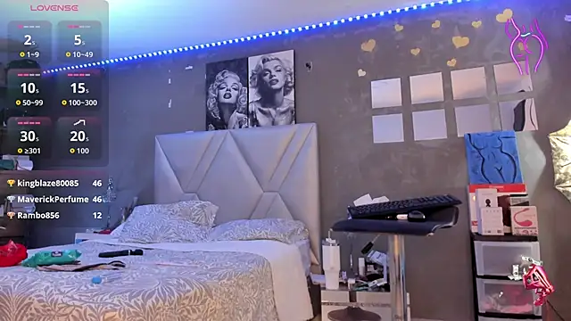 sexyzoe_69's cam snapshot