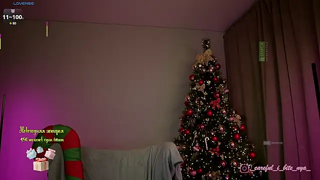 careful_i_bite_nya live sex cam