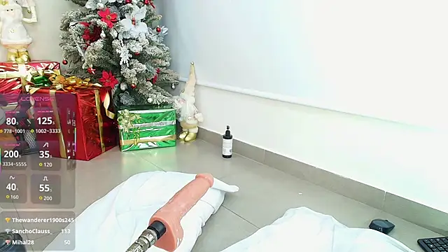 Sassy--Girl's cam snapshot