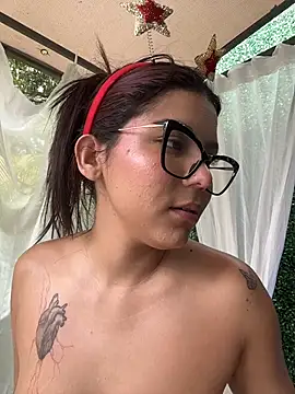 CherrySmirkXXX live sex cam