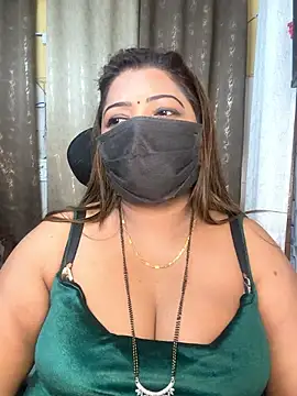 GEET-LOVE live sex cam