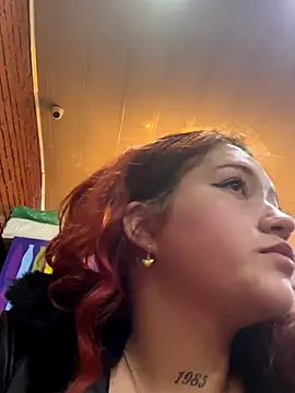 Karina_Leon live sex cam