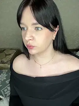 Poly_Nick live sex cam