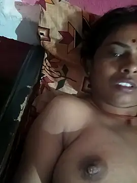 Arti_hot44A's cam snapshot