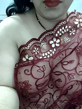 janvi_100's cam snapshot