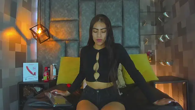 Emily_Mitchell's cam snapshot