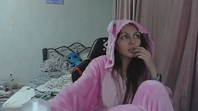 Mia_Meowkiss's cam snapshot