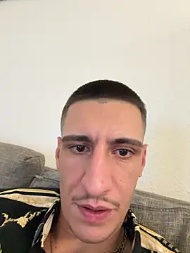 Ildon22 live sex cam