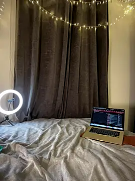 Ella_Charm's cam snapshot