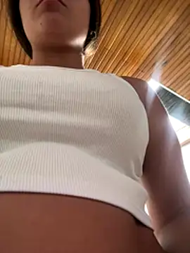 Alyha_Cortes's cam snapshot