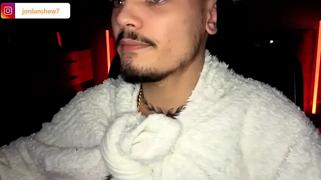 JordanShow live sex cam