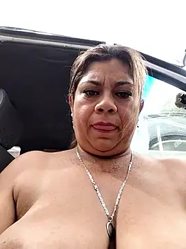 Laura-Hernandez's cam snapshot