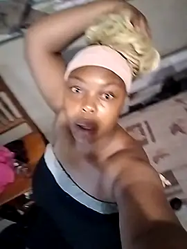 Sexyroseytitz_00's cam snapshot