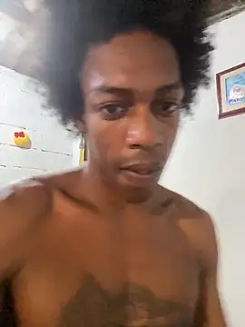 Larry-n-clouds's cam snapshot