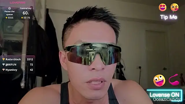 OceanCandy's cam snapshot