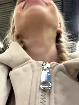 kira_mia's cam snapshot