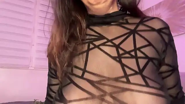 Serena_4you's cam snapshot