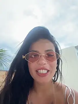 Rafaellaz live sex cam