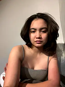 Nanalicious_69 live sex cam