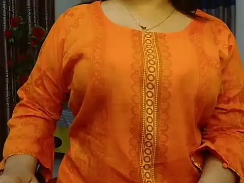 RaishaSEXY live sex cam