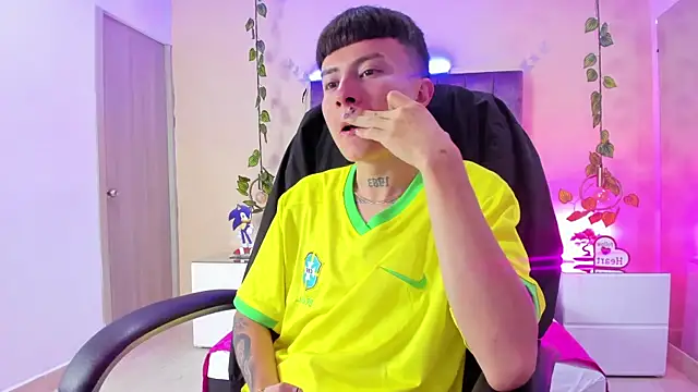 Nascary_Fox's cam snapshot