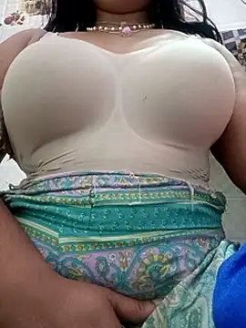 cute-mahek's cam snapshot