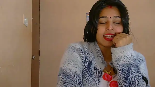 Cute-Simmi69's cam snapshot