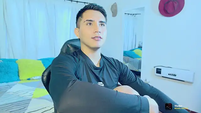 Chris_Maddox live sex cam