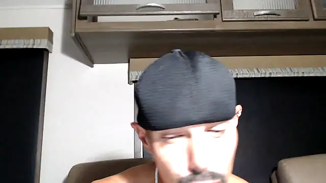 ThickD2C live sex cam