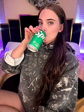 KarissaChantelle live sex cam