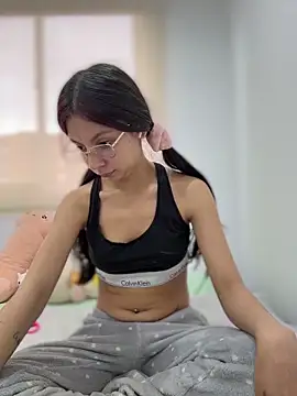 Bonniepark live sex cam