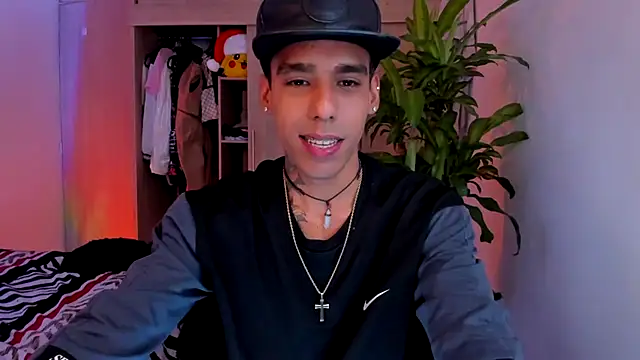 Damianwhite live sex cam