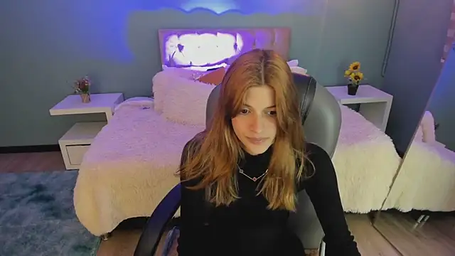 Nora_Vennucci live sex cam