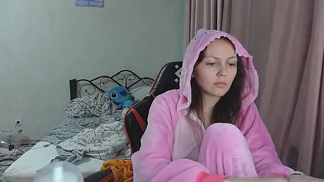 Mia_Meowkiss's cam snapshot