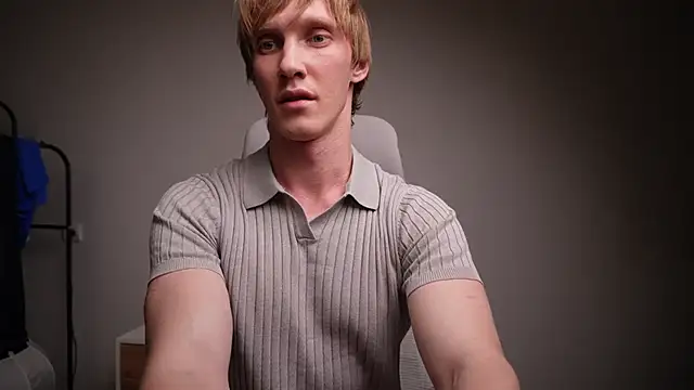 J_Akira13B's cam snapshot